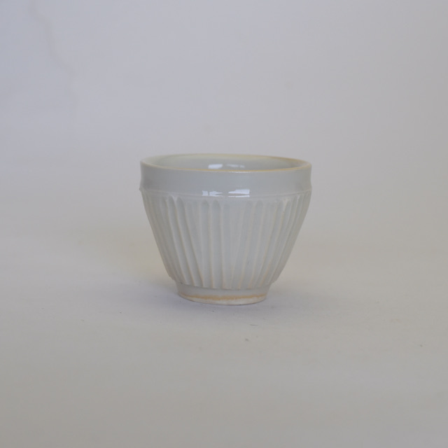 中里隆　　白磁線文茶杯