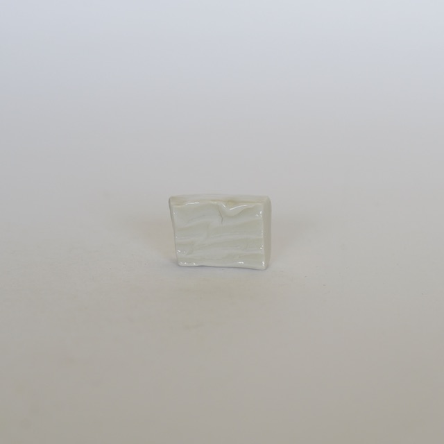 中里隆　白磁波文箸置 （1客）