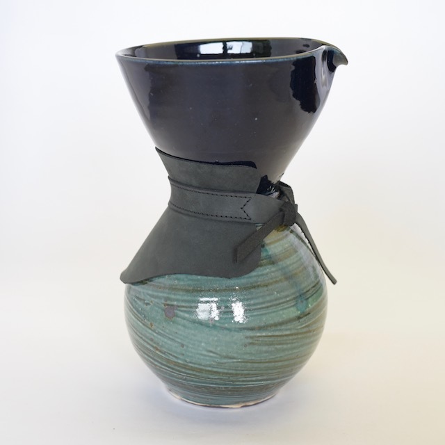 器作家中里花子の陶器のコーヒードリッパー 作家もの器で引き出物 和