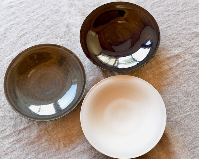 中里花子ダブルリップブルージーンプレート二枚　未使用美品 器作家、中里花子のダブルリップ皿 ブルージーン 中皿