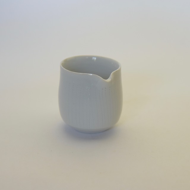 中里花子　白磁櫛目模様ピッチャー【クリーマー】【ソース入れ】