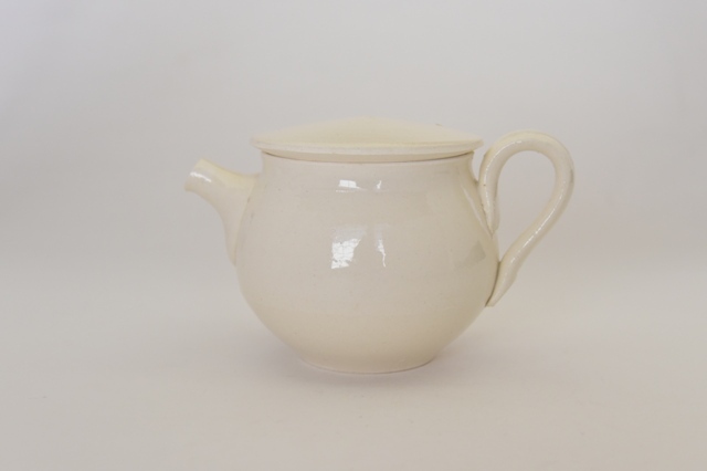 中里花子　マットホワイトティーポット【茶器】【陶器】