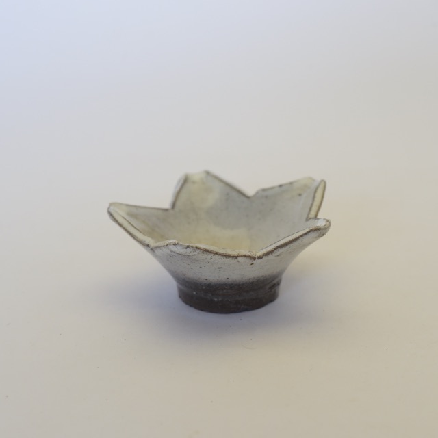 中里隆 唐津粉引星形小鉢 素敵な器作家のうつわが見つかる