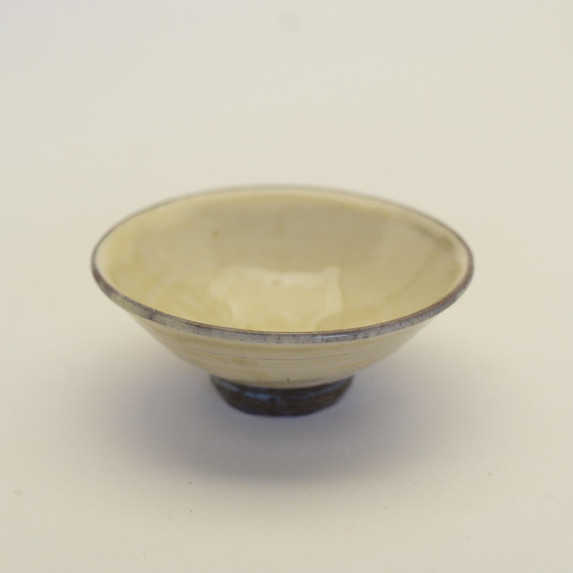美品 唐津焼『粉引 面取花入』在銘 昭和レトロ 唐津粉引徳利 （太亀 作） | 隆太窯 shop