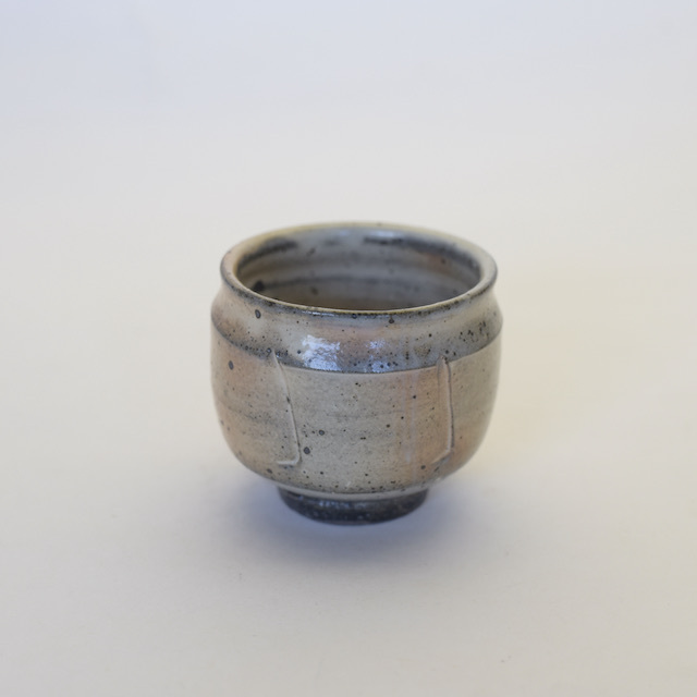 唐津焼 中里隆 唐津絵粉引そぎめ湯呑み 素敵な器作家のうつわが