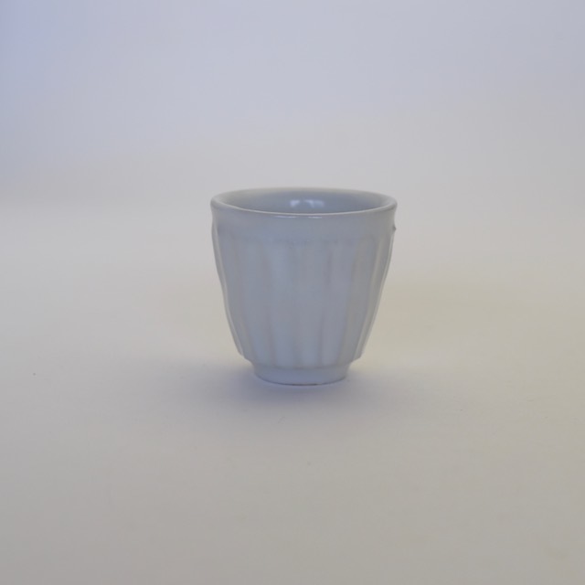 白磁 胴紐 ぐい呑 酒器 Japan Pottery Net / 白磁ぐい呑み B