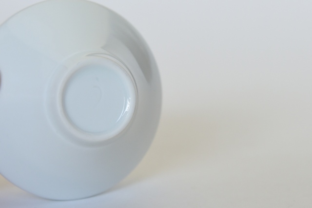 陶芸家 中里隆日常のうつわシリーズ 白磁器 テーブルの小物 蓋付き小壺