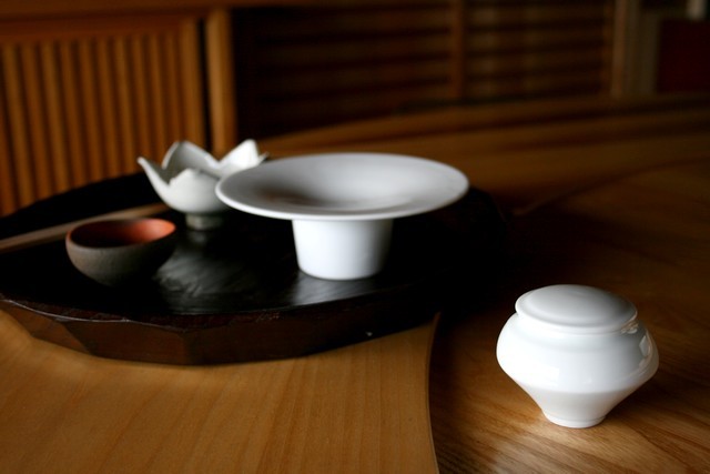 陶芸家 中里隆日常のうつわシリーズ 白磁器 テーブルの小物 蓋