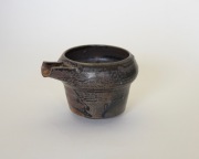 土屋由起子　黒唐津片口