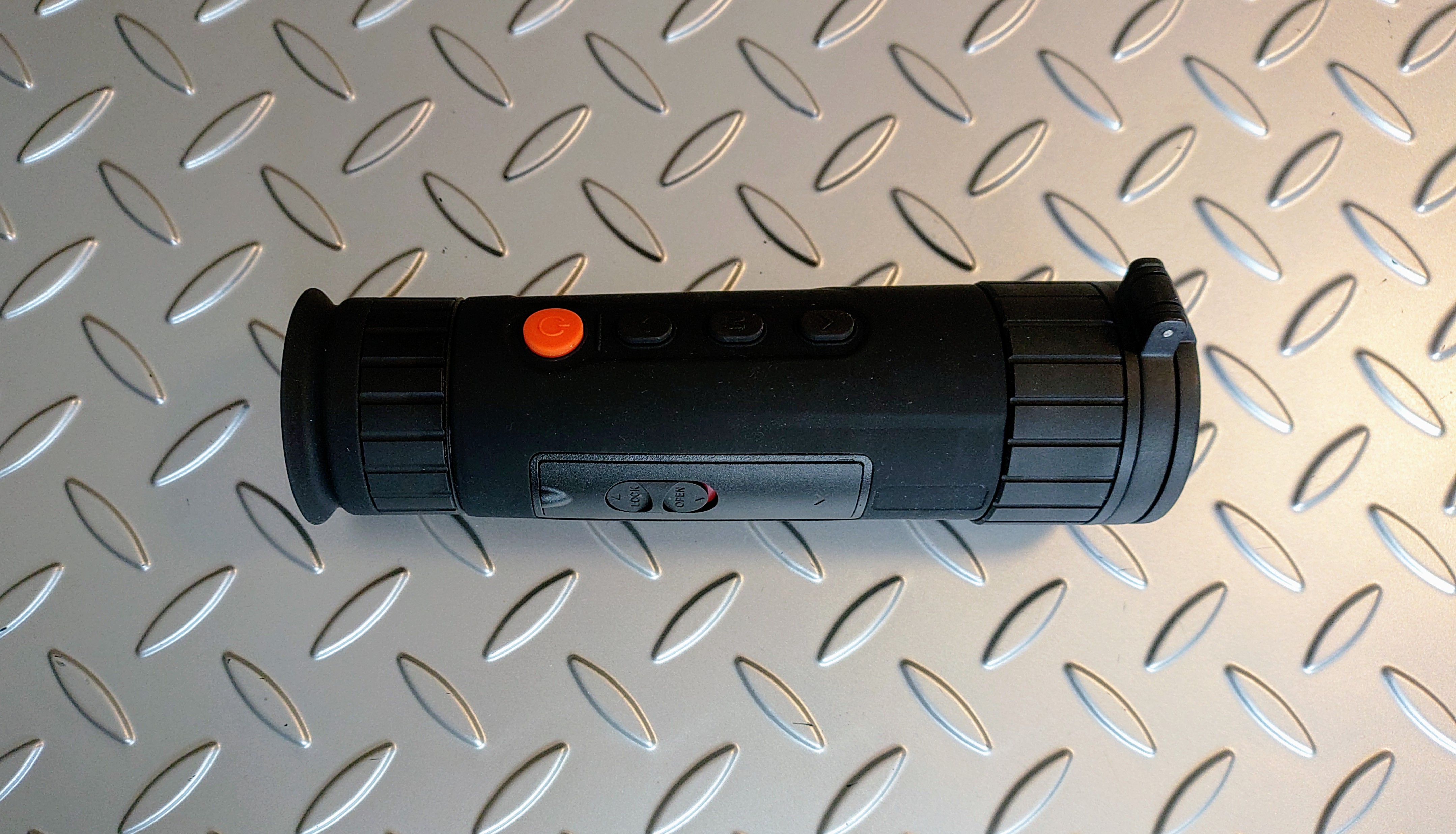 MK384　ハンドホールドサーマルイメージャー