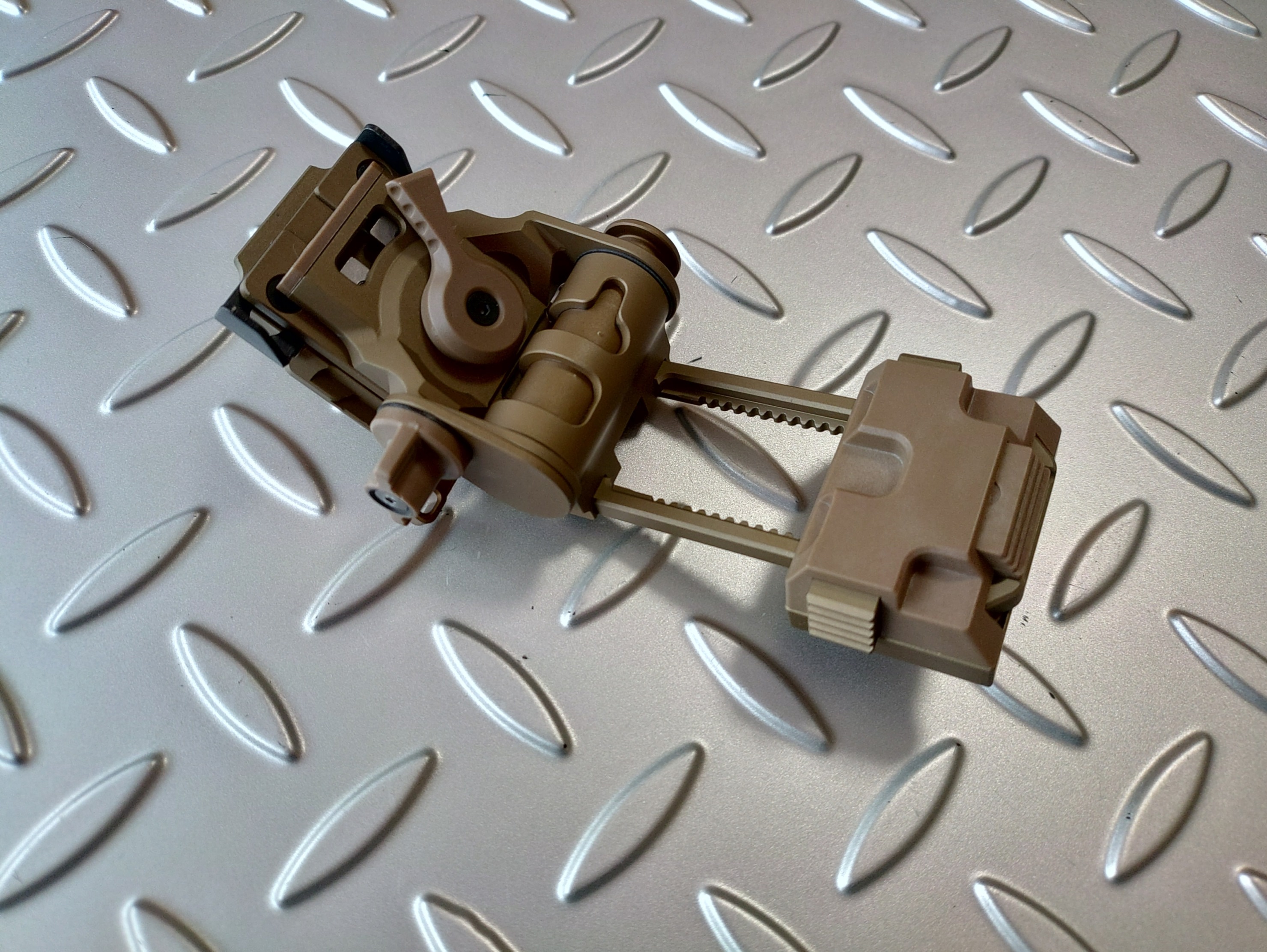 ARGUS　L4G24タイプ軽量マウントTANカラー