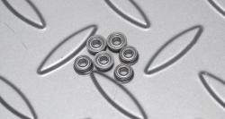 国産ベアリング軸受　7ミリ