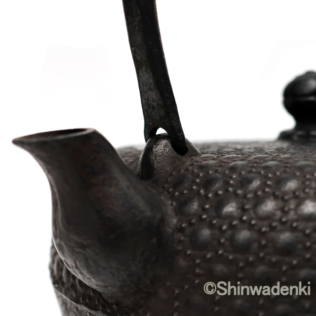 南部鉄器 鉄瓶 清末・清茂作 9型姥口亀甲