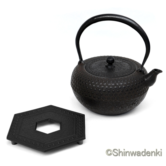 南部鉄器 鉄瓶 清末・清茂作 9型姥口亀甲