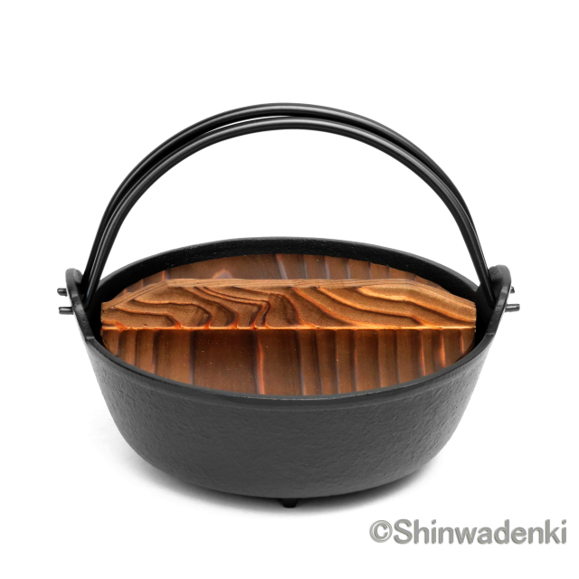 岩鋳 南部鉄器 ふる里鍋深型16cm 日本製 ガス対応 快適さ Com