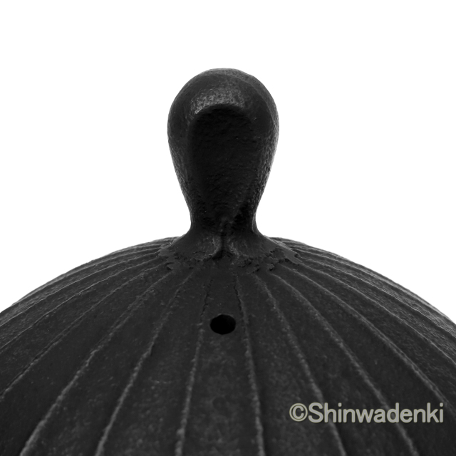 壱鋳堂 南部鉄器 鉄瓶 胡桃 0.8L 51123 Shinwadenki
