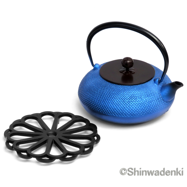 未使用品　南部照光堂 心斎作　木瓜鉉　１８型アラレ　南部鉄瓶　南部鉄器　鉄瓶 未使用品 南部照光堂 心斎作 木瓜鉉 18型アラレ 南部鉄瓶