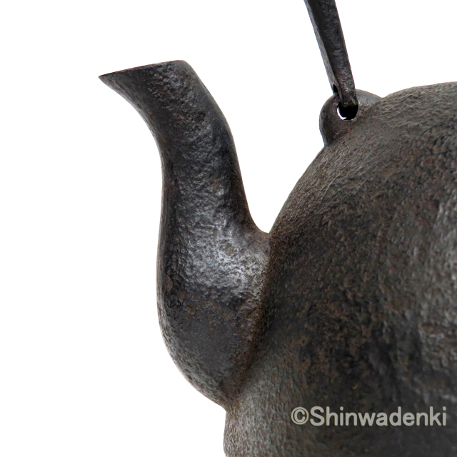 紅蓮堂 葛巻元作 南部鉄器 特製品 丸形鉄瓶 月光 1.5L 黒仕上げ