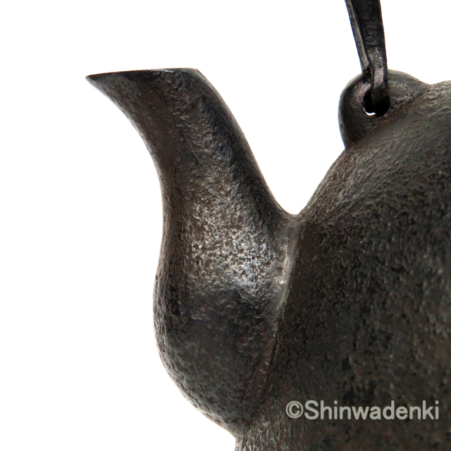 紅蓮堂 葛巻元作 南部鉄器 特製品 丸形鉄瓶 月光 1L 黒仕上げ