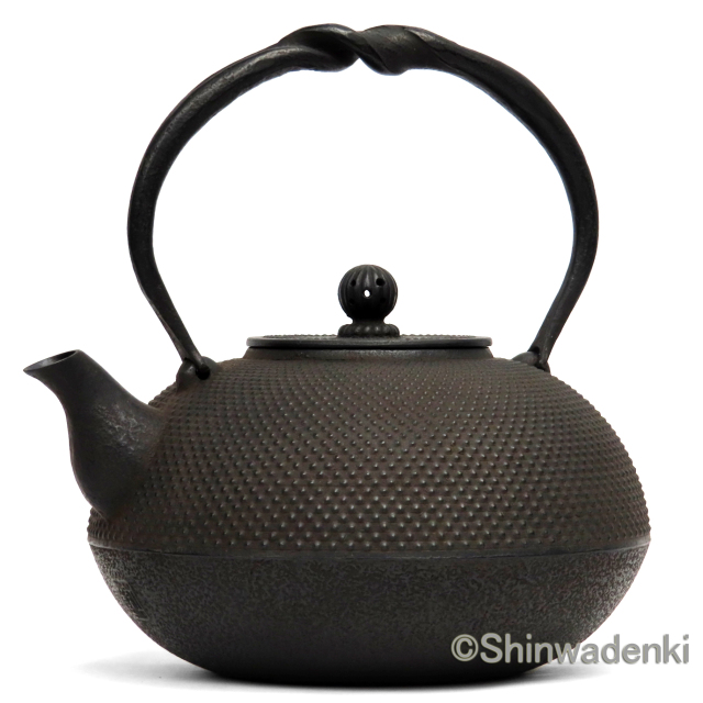 紅蓮堂 葛巻元作 布団形鉄瓶 霰文様1.5L Shinwadenki