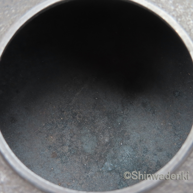 紅蓮堂 葛巻元作 布団形鉄瓶 みのり1.5L Shinwadenki
