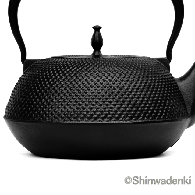 南部鉄器 鉄瓶 平形アラレ