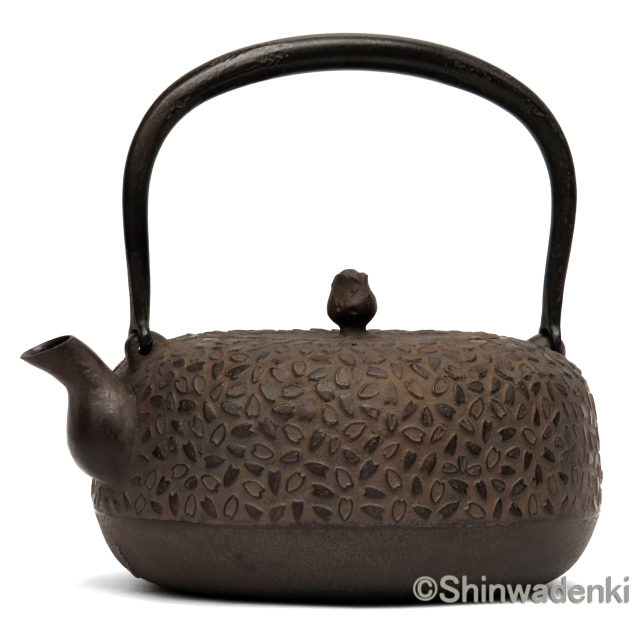 南部鉄器 鉄瓶 平丸桜