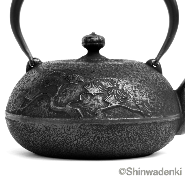 南部鉄器 鉄瓶 姥口松 1.2L OH-313 Shinwadenki