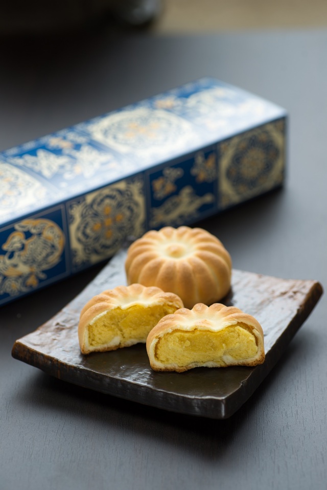 送料込】 菊之寿 15個入 本家菊屋【メーカー直送品/代引不可】 《奈良みやげ/和菓子/饅頭》 送料込】 菊之寿 15個入 本家菊屋【メーカー直送品/代引不可】 《奈良みやげ/和菓子/饅頭》