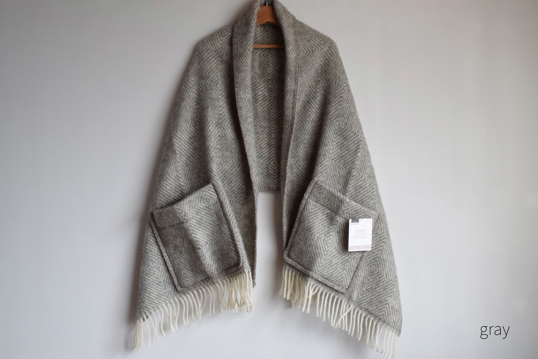 MARIA / pocket shawl