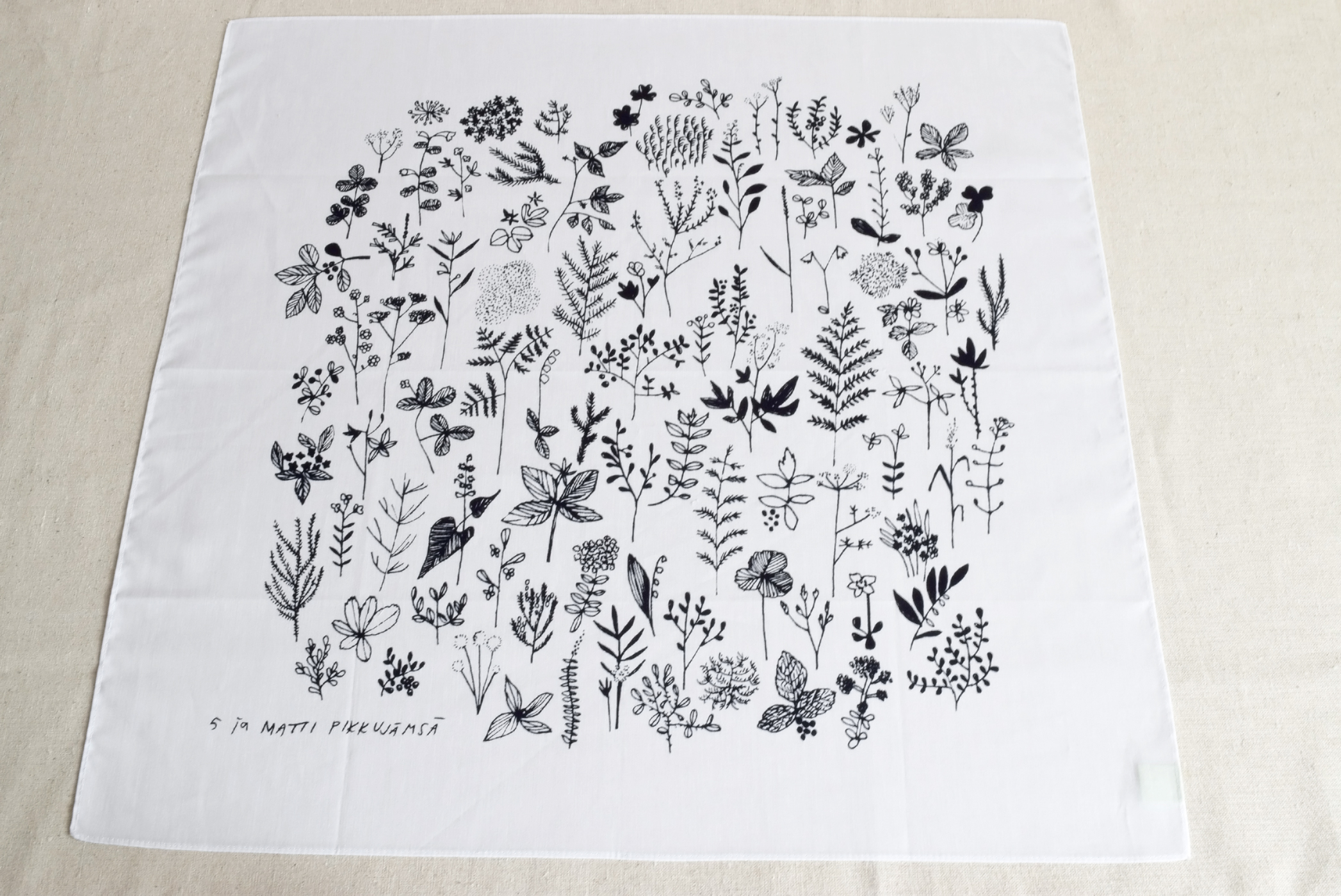 大きめのハンカチ