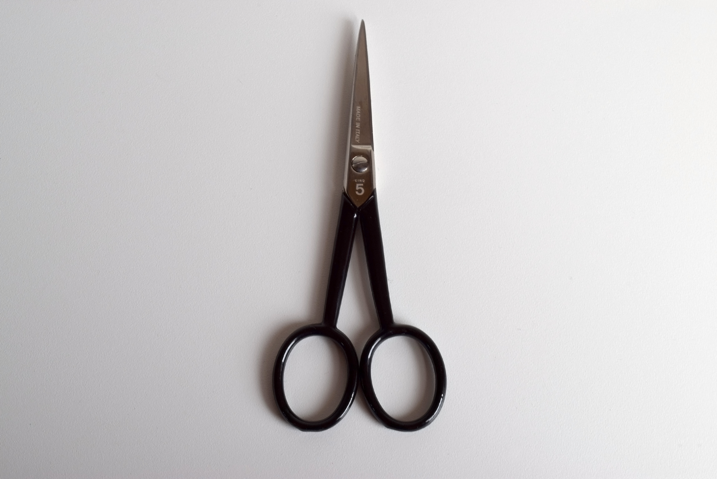 イタリアのはさみ（ホビー用）