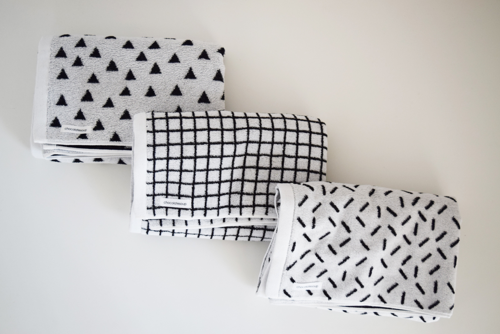 チョコレートスープ[chocolatesoup]GEOMETRY BATH TOWELならの実