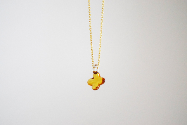 イイダ傘店 ネックレス キンモクセイ (アンバー)