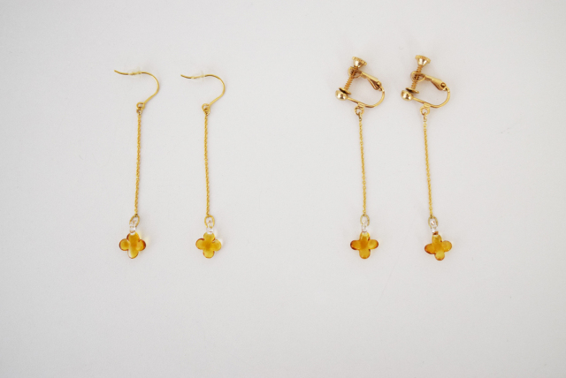 イイダ傘店 ピアス・イヤリング キンモクセイ（アンバー）