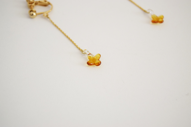 イイダ傘店 ピアス・イヤリング キンモクセイ（アンバー）