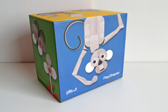 イギリスのおもちゃ「PlayShapes」