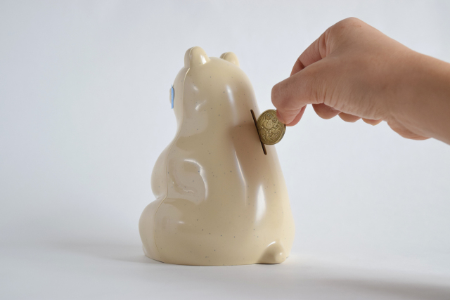 シロクマの貯金箱