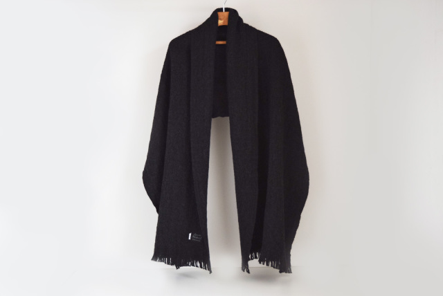 ラプアン カンクリ[LAPUAN KANKURIT]CORONA UNI/ストール-ならの実