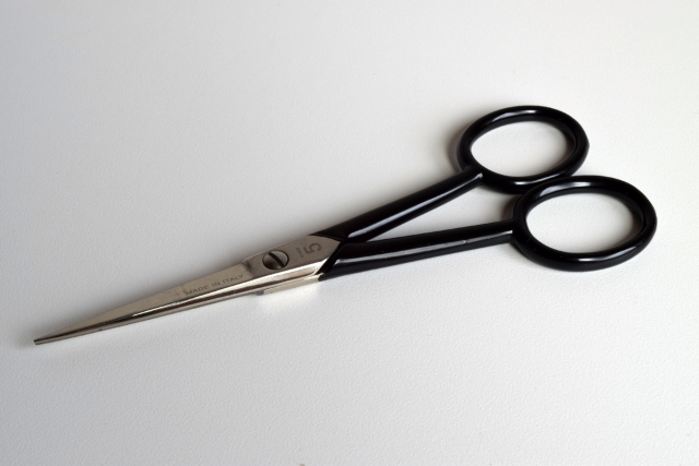 CINQ(サンク)イタリアのはさみ（ホビー用）-ならの実