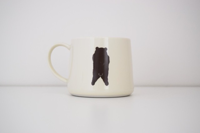 クマのマグカップ