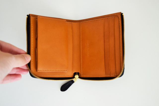 クラスカ[CLASKA] SQUARE WALLET折りたたみ財布-ならの実