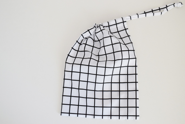 GEOMETRY RAINCOAT(110cm)