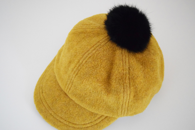 FLEECE POMPOM CAP M