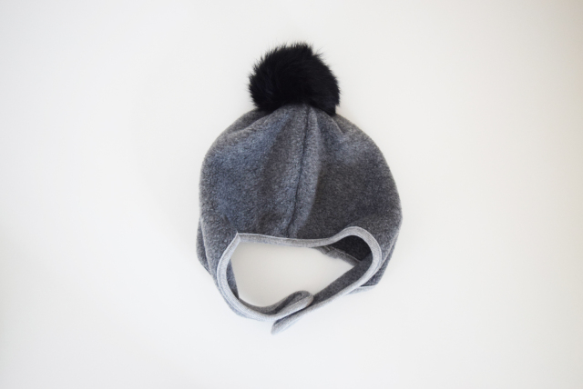 FLEECE POMPOM BONNET M