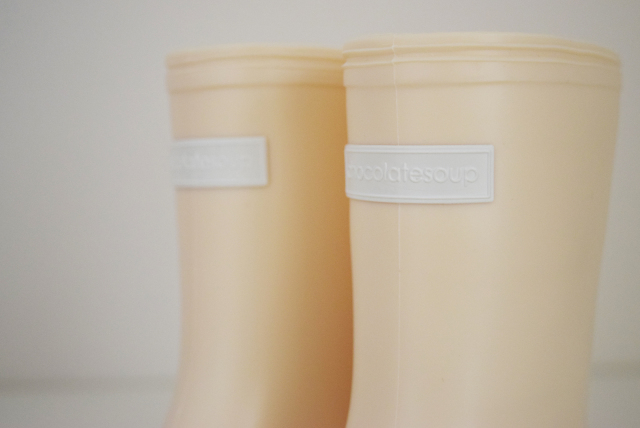 MIDDLE RAINBOOTS OFF WHITE