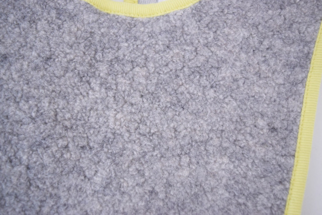 BABY WOOL APLON VEST