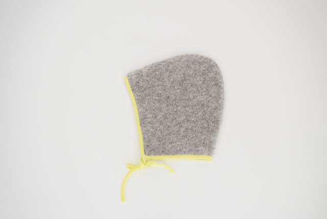 BABY WOOL BONNET