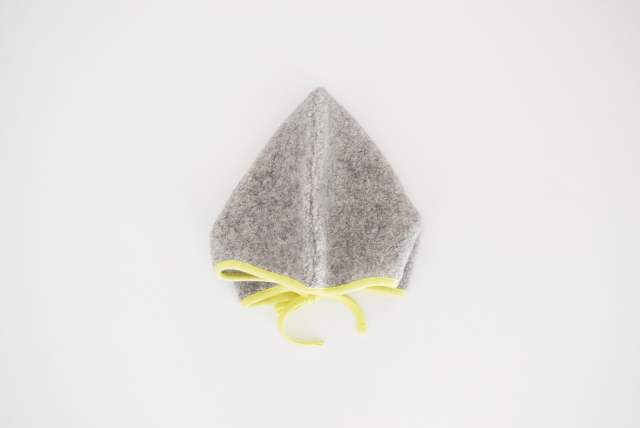 BABY WOOL BONNET