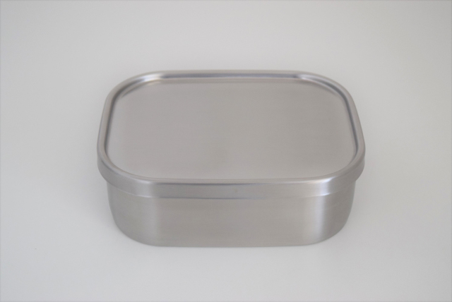 角型フードボックス中